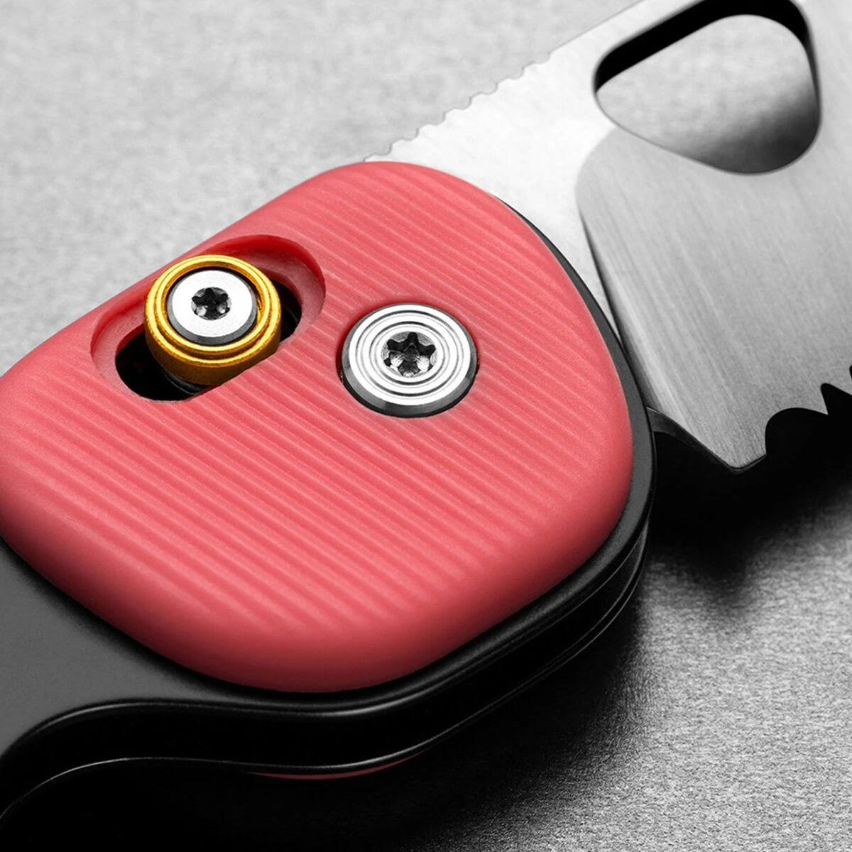 The James Brand Knives & Multi-tools The Redstone Knife 5 The James Brand Knives & Multi-tools The Redstone Knife - Image 5