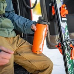 CamelBak Water Bottles Chute Mag Vacuum 20oz Stainless Bottle -GSI Outdoor Shop NAV D6