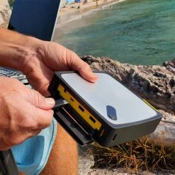 Powertraveller Batteries & Solar Power Phoenix 90 Charger -GSI Outdoor Shop ONECOL D2 63